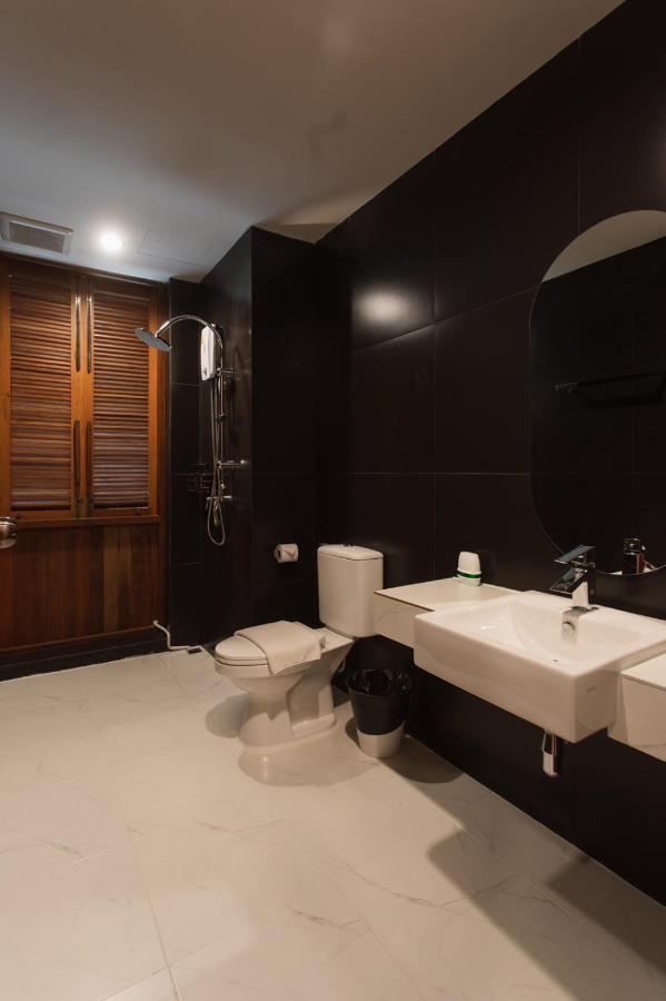 House Of Papa Bangkok Siam Hotell Exteriör bild